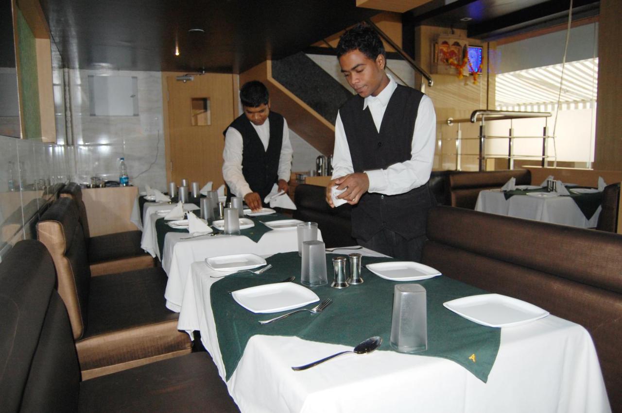 نافي مومباي Hotel Aishwarya Residency المظهر الخارجي الصورة