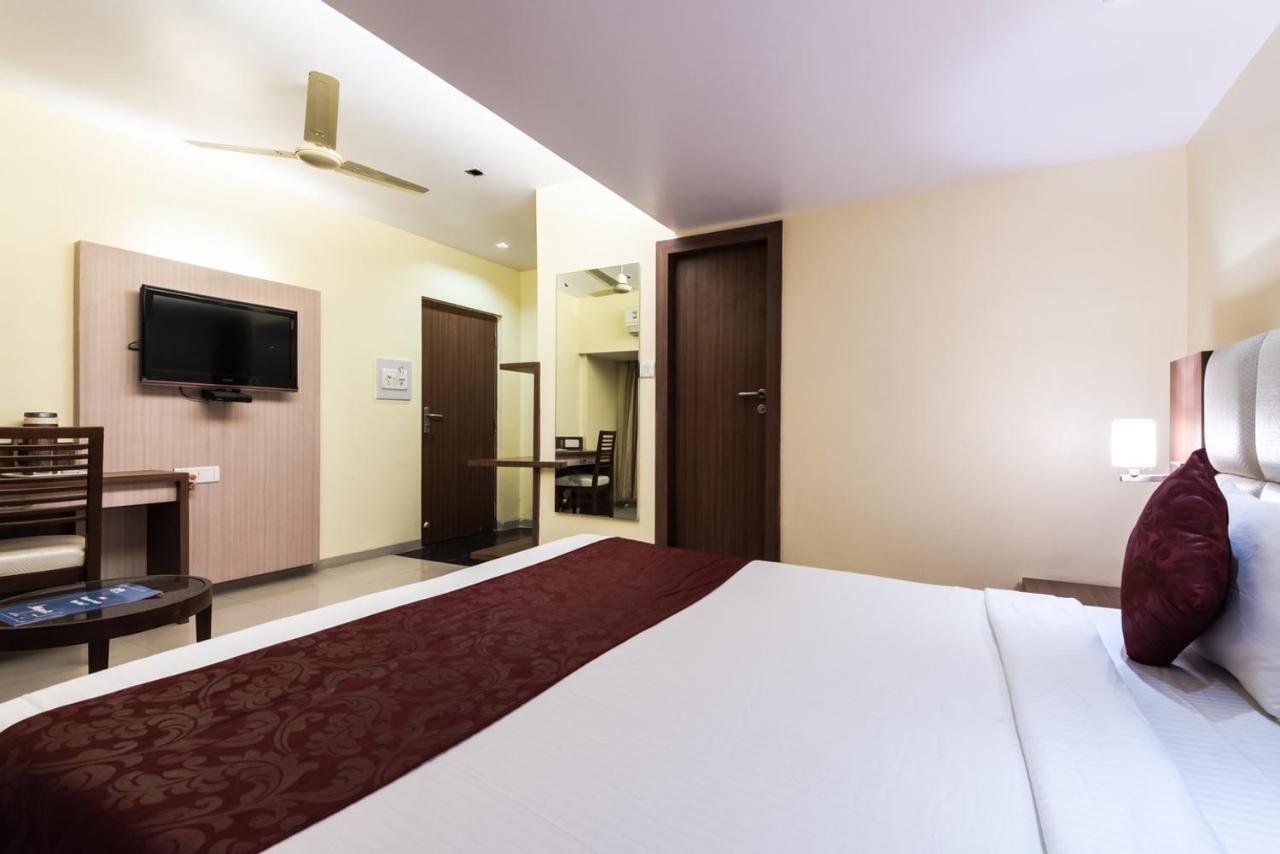 نافي مومباي Hotel Aishwarya Residency المظهر الخارجي الصورة